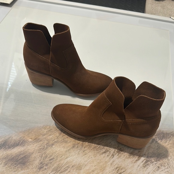 Brown Suede Ankle Boots - Picture 2 of 5